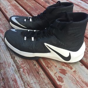 Boys/Men’s Nike Basketball Shoes